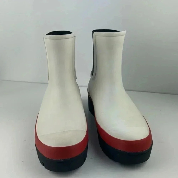 TORY BURCH Ivory White Foul Weather Hurricane Ankle Boots Size 8 M NWOT - Picture 2 of 9